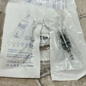 Sterile Disposable replacement heads for pen. Size 24. Exp 5/2028